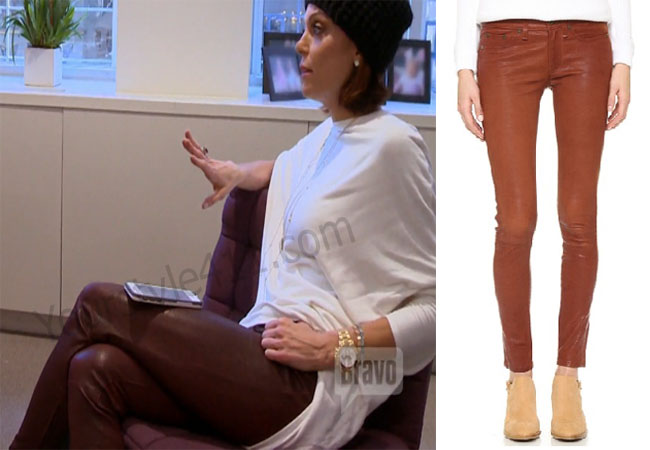 Real Housewives of New York, RHNY, Bethenny Frankel, Bethany, #RHNY, #RealHousewivesNewYork, worn on tv, tv fashion, clothes from tv shows, Real Housewives of New York outfits, Real Housewives of New York fashion, bravo, reality tv clothes, leather pants, brown pants, brown leather pants, j brand pants