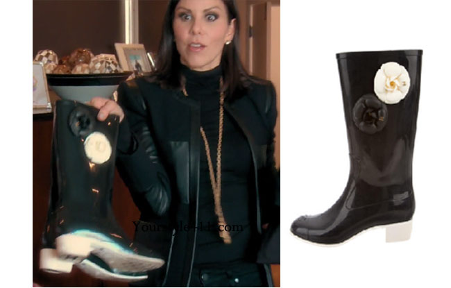 Real Housewives of Orange County, RHOC, Heather Dubrow, Heather Dubrow style, Heather Dubrow fashion, #heatherdubrow, rain boots, rainboots, Heather Dubrow wardrobe, #RHOC, Heather Dubrow outfit, #RealHousewivesOrangeCounty, worn on tv, tv fashion, clothes from tv shows, Real Housewives of Orange County outfits, bravo, Season 11, reality tv clothes
